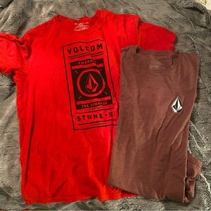 Volcom Men's Lot of 2 Red and Maroon T-Shirts